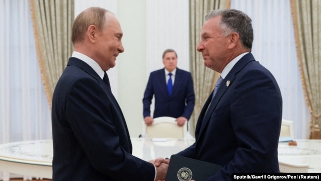 V.Putin və S.Uitkoff