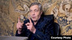 Jurnalistul Aleksandr Nevzorov a fost condamnat la închisoare în absență