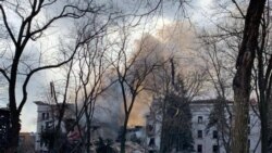Teatrul din Mariupol, în care se adăposteau circa 1.000 de civili, potrivit autorităților locale, a fost bombardat de forțele Rusiei.