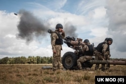 Українські військові проводять артилерійські навчання у Великій Британії