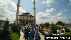Відкриття мечеті Кадир Джамі на території села Левадки за два кілометри від Сімферополя, серпень 2019 року
