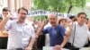Акция протеста у здания правительства против законопроекта об открытии иноязычных школ в Армении, Ереван, 10 июня 2010 г. 