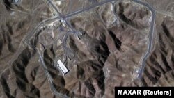 O vedere din satelit arată o imagine de ansamblu a complexului Fordo, înainte ca SUA să lovească instalația nucleară.