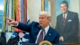 Дональд Трамп в Белом доме