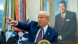 Дональд Трамп в Белом доме