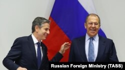 Ентони Блинкен и Сергеј Лавров