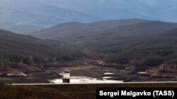 Перший президент України допускає, що питання води у Криму буде загострюватися і надалі