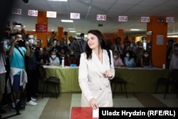Лідерка білоруської опозиції Світлана Тихановська під час голосування на виборах президента Білорусі. Мінськ, 9 серпня 2020 року