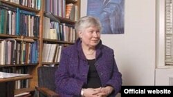 Dorinda Outram
