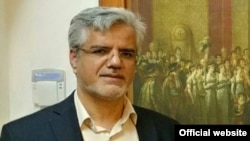 محمود صادقی، نماینده تهران در مجلس