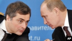 Владислав Сурков та Володимир Путін