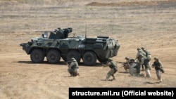 Російські військові в окупованому Криму