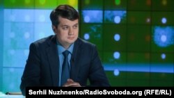 Разумков підписав законопроєкти, ухвалені напередодні Радо