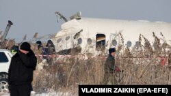 Разбившийся самолет Fokker 100 авиакомпании Bek Air. Алматы, 27 декабря 2019 года.
