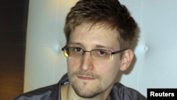 Эдвард Сноўдэн (Edward Snowden)
