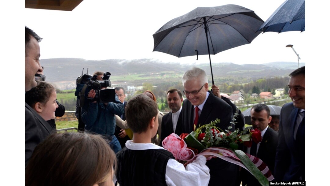 Predsjednik Hrvatske u posjetu Skopaljskoj Gračanici i Bugojnu