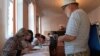 Согласно действующему законодательству, избранным президентом считается кандидат, получивший наибольшее число голосов избирателей