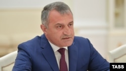 ანატოლი ბიბილოვი